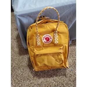 Fjällräven Kånken Classic Backpack - Ochre Yellow | Iconic Swedish Design